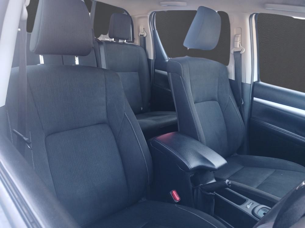 Toyota Hilux 2.4 Gd-6 Raider 4X4 At D Cab