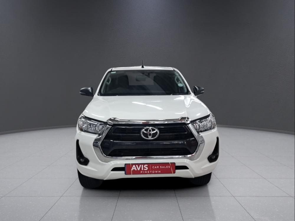 Toyota Hilux 2.4 Gd-6 Raider 4X4 At D Cab