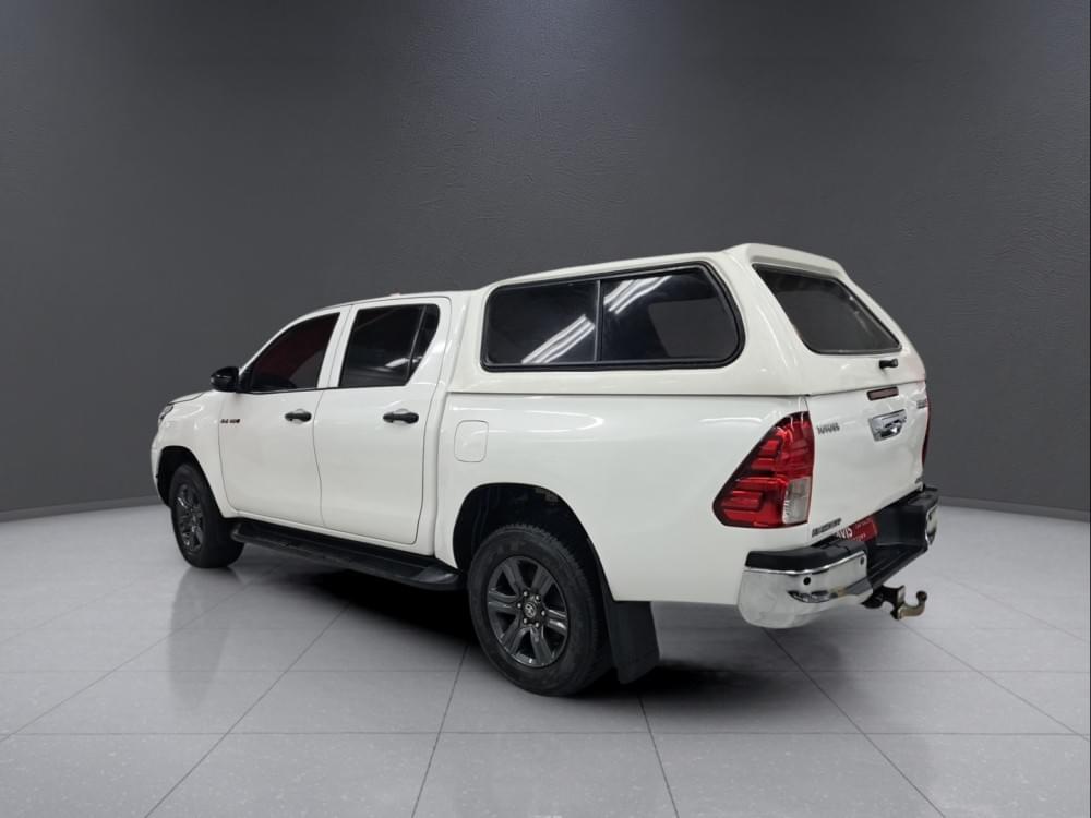 Toyota Hilux 2.4 Gd-6 Raider 4X4 At D Cab