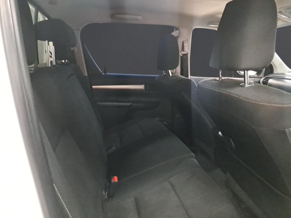 Toyota Hilux 2.4 Gd-6 Raider 4X4 At D Cab