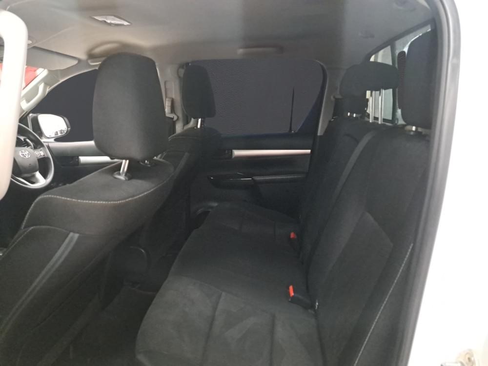 Toyota Hilux 2.4 Gd-6 Raider 4X4 At D Cab