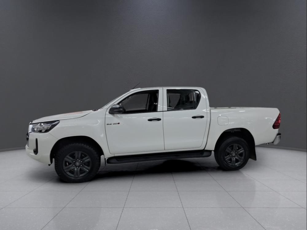 Toyota Hilux 2.4 Gd-6 Raider 4X4 At D Cab