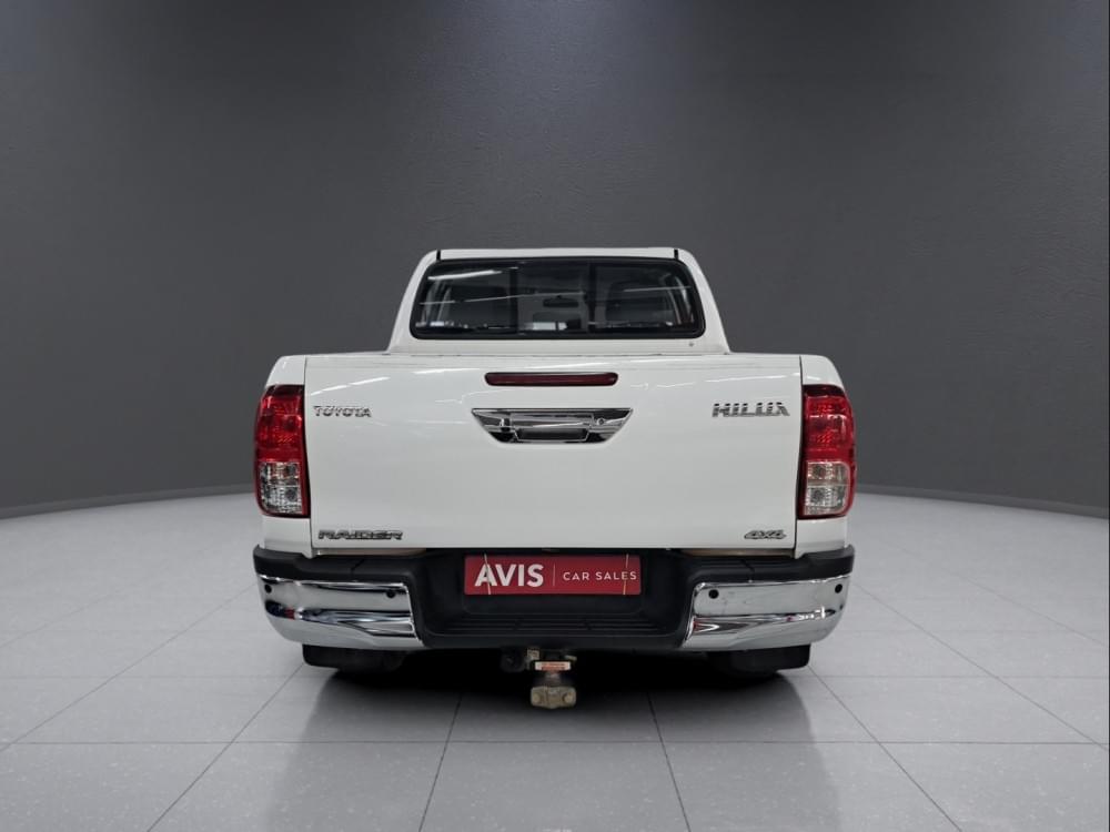 Toyota Hilux 2.4 Gd-6 Raider 4X4 At D Cab