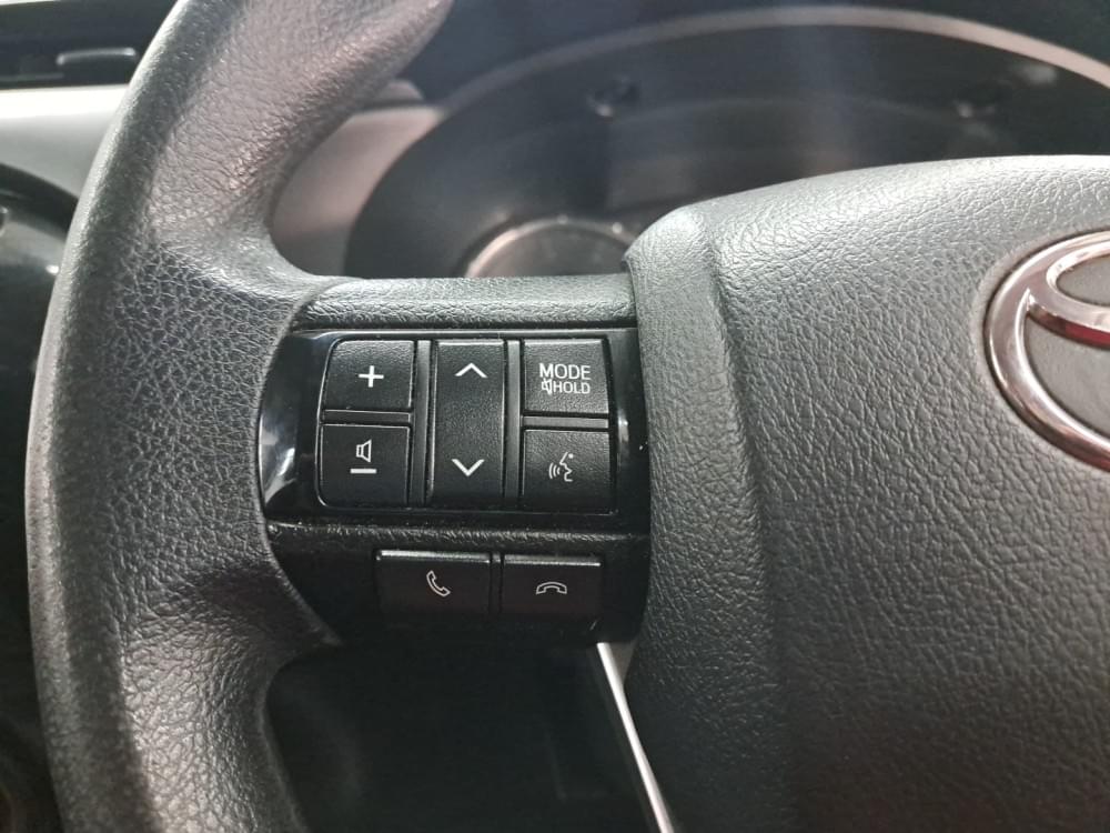 Toyota Hilux 2.4 Gd-6 Raider 4X4 At D Cab