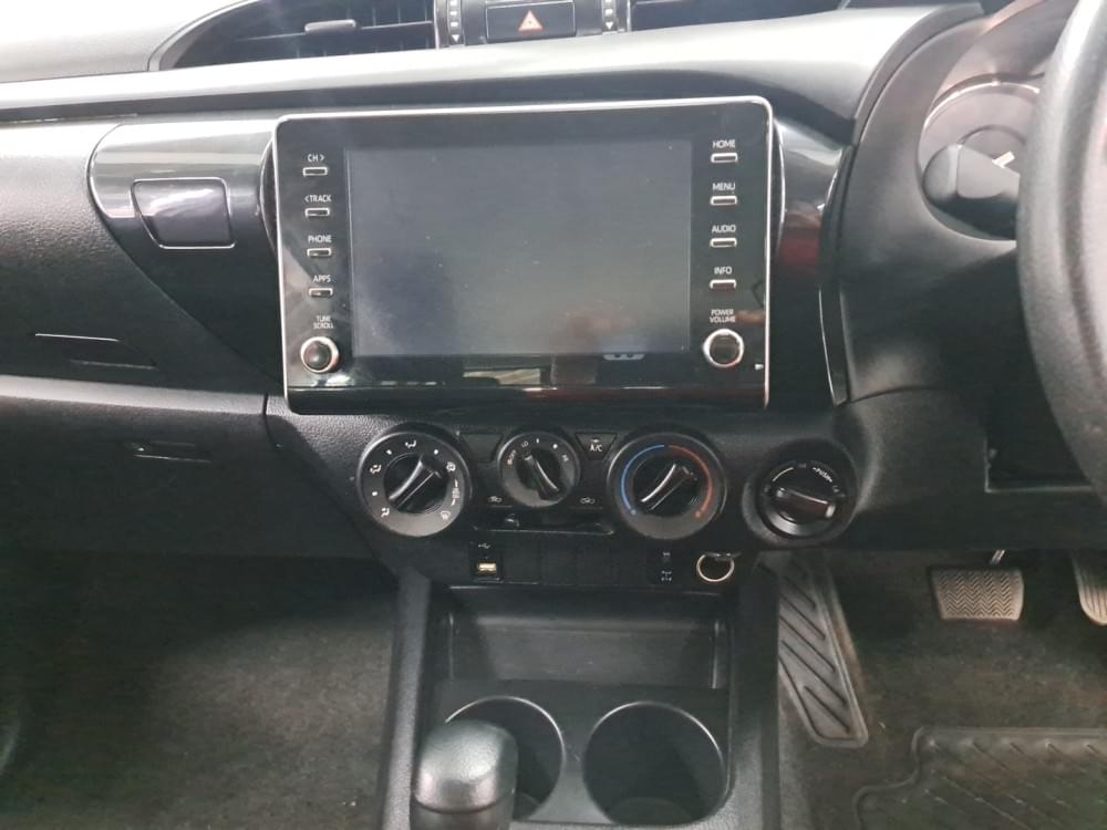 Toyota Hilux 2.4 Gd-6 Raider 4X4 At D Cab