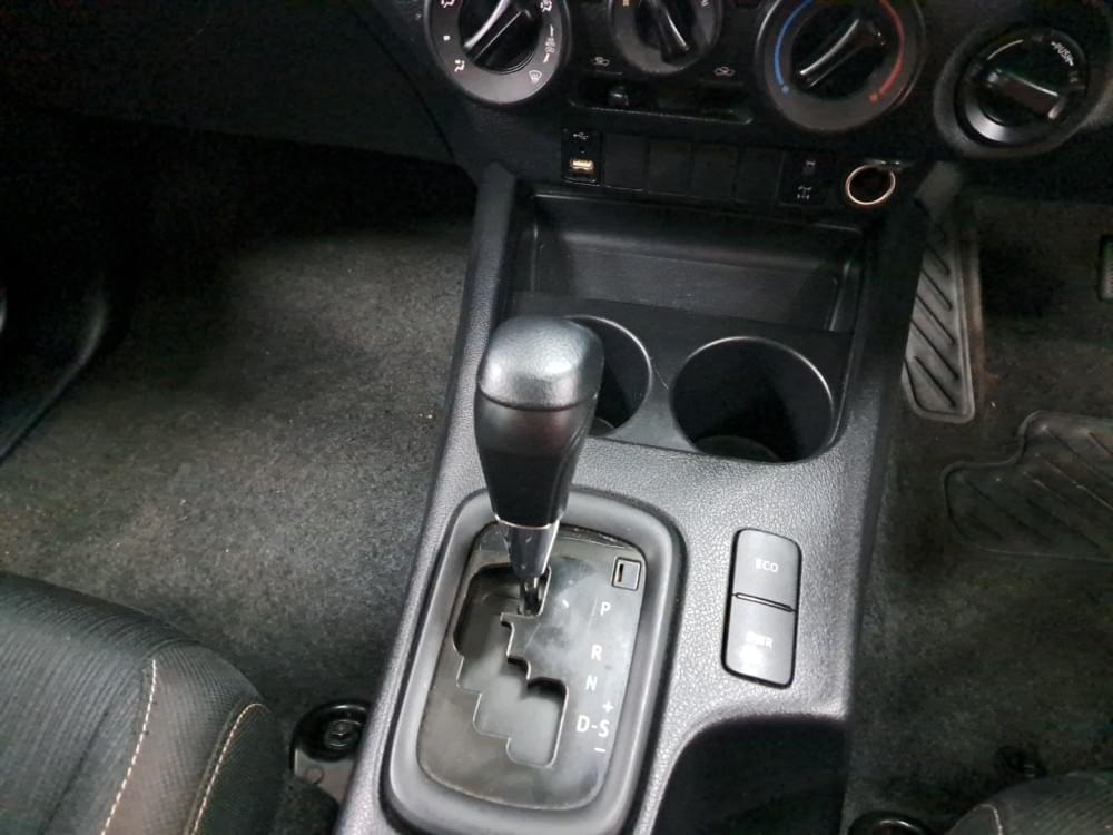 Toyota Hilux 2.4 Gd-6 Raider 4X4 At D Cab