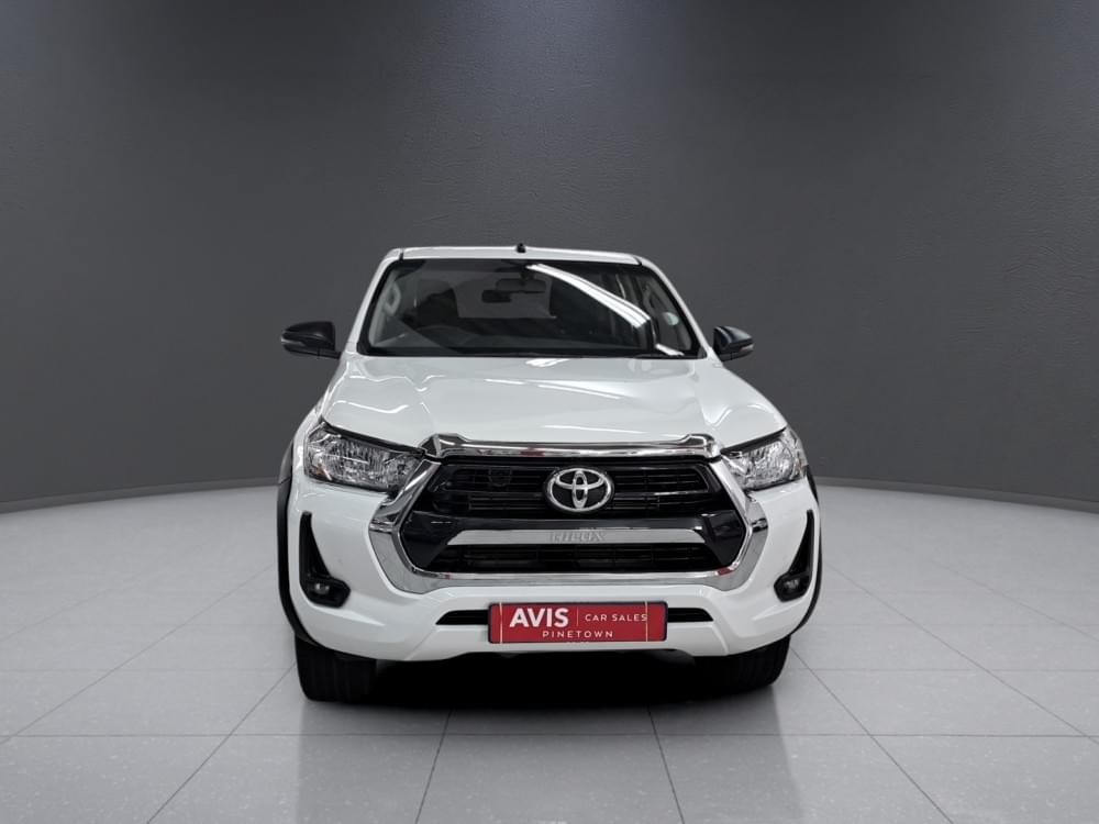 Toyota Hilux 2.4 Gd-6 Raider 4X4 At D Cab