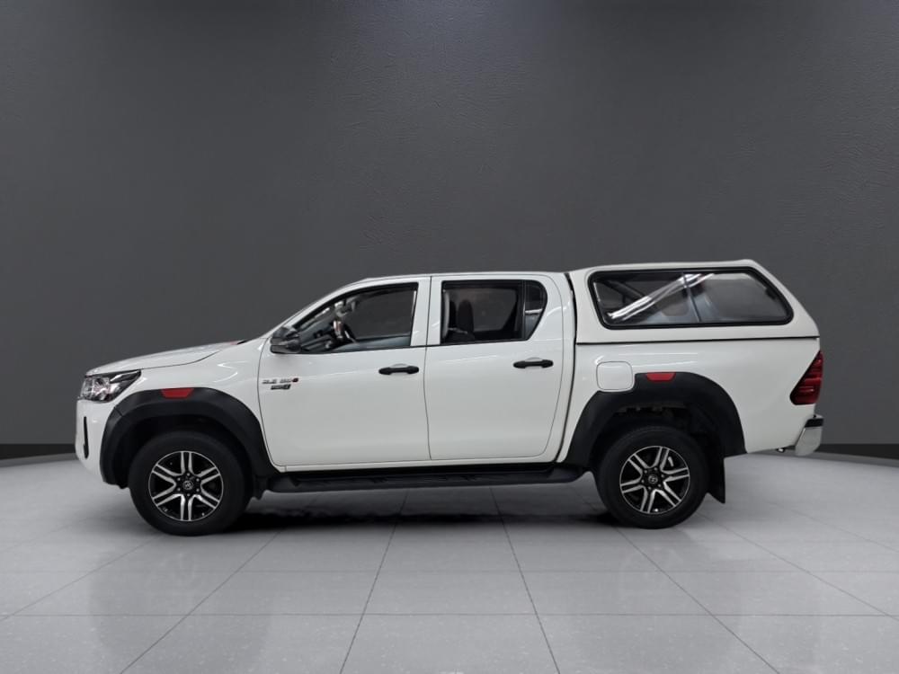 Toyota Hilux 2.4 Gd-6 Raider 4X4 At D Cab