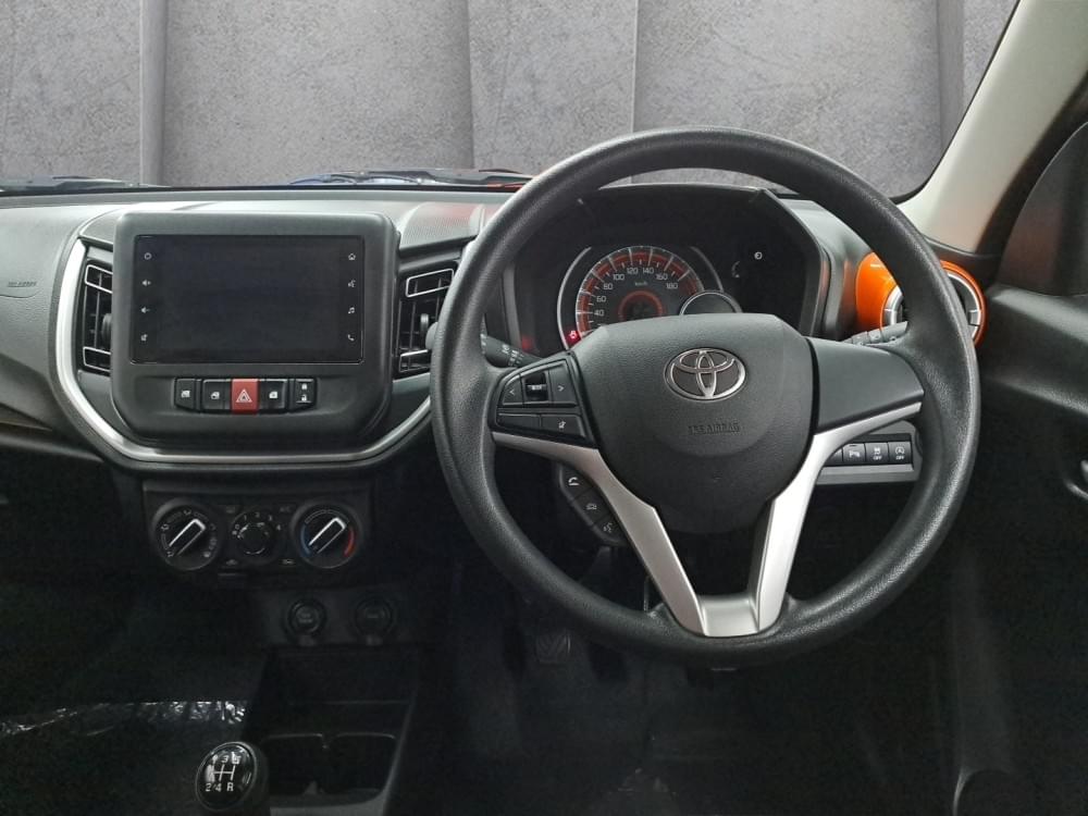 Toyota Vitz 1.0 Xr X-Cite