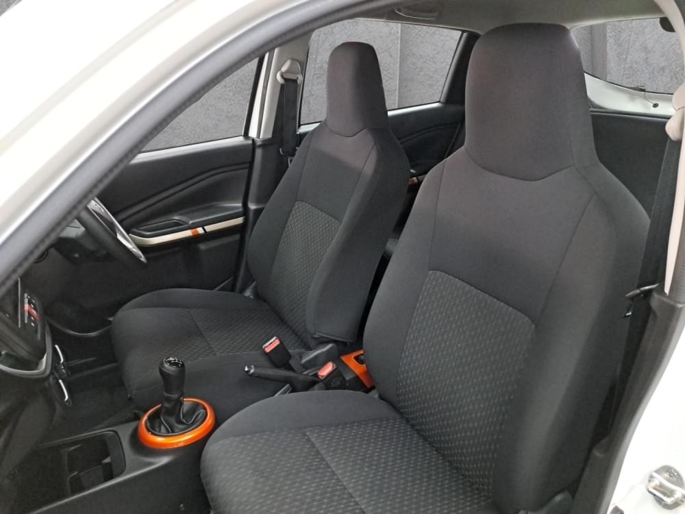 Toyota Vitz 1.0 Xr X-Cite