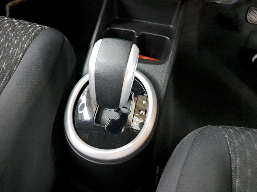 Toyota Vitz 1.0 Xr Amt