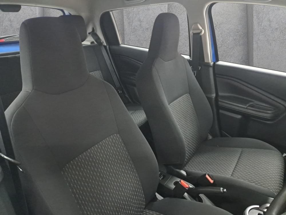 Toyota Vitz 1.0 Xr Amt