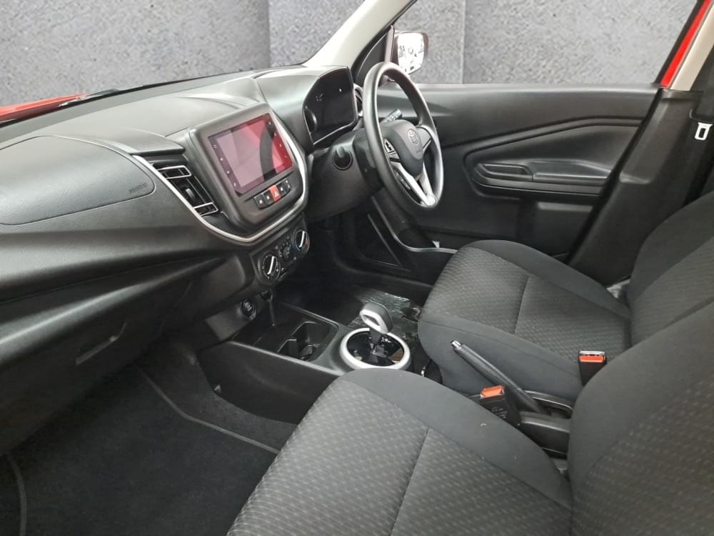 Toyota Vitz 1.0 Xr Amt