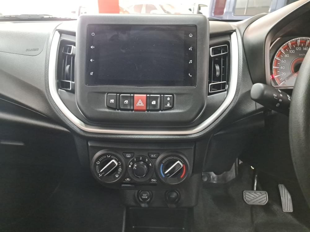 Toyota Vitz 1.0 Xr Amt