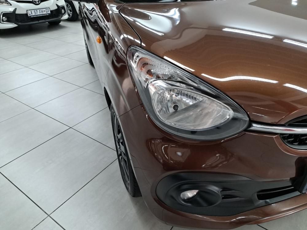 Toyota Vitz 1.0 Xr Amt