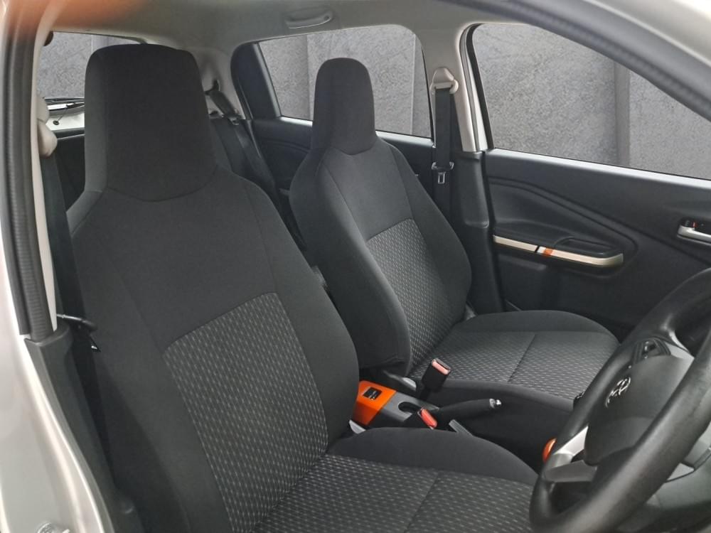Toyota Vitz 1.0 Xr X-Cite