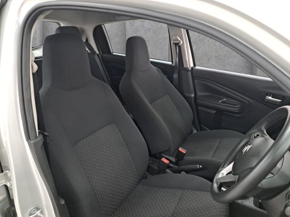 Toyota Vitz 1.0 Xr