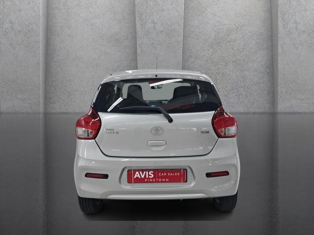 Toyota Vitz 1.0 Xr Amt