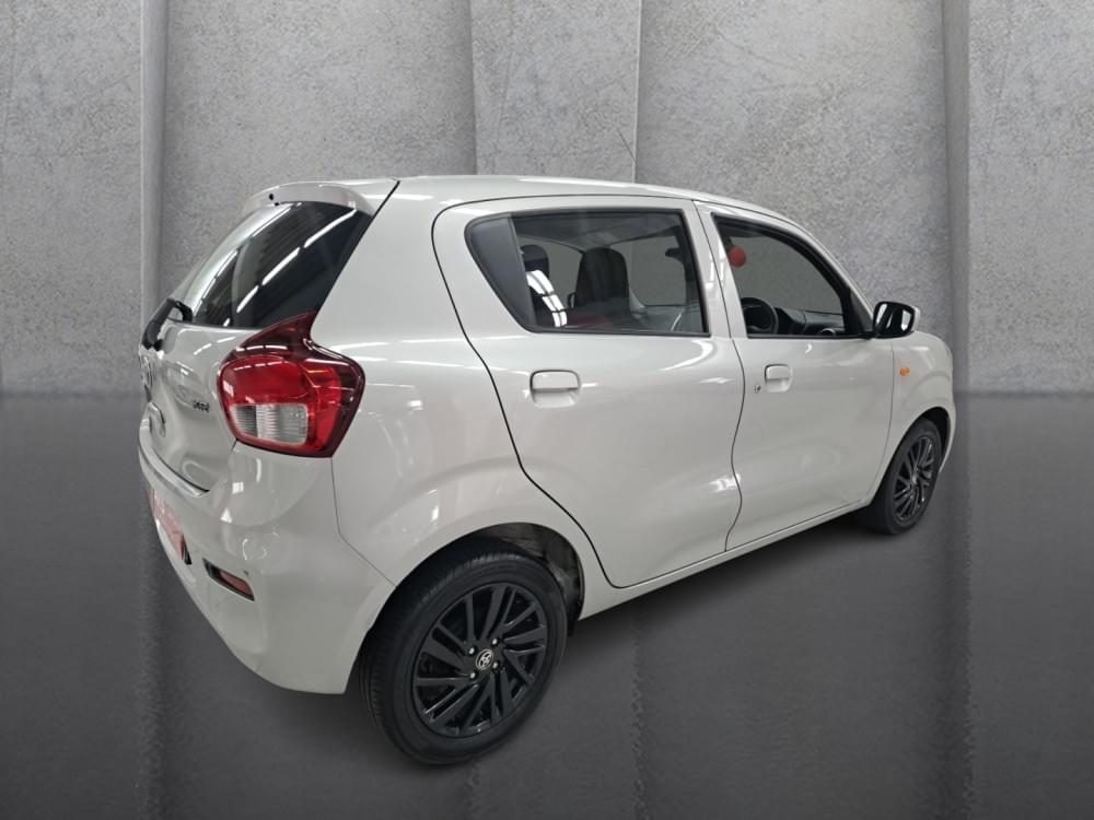 Toyota Vitz 1.0 Xr Amt