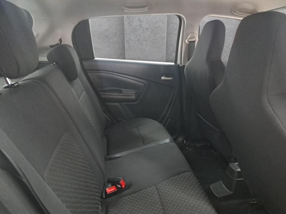 Toyota Vitz 1.0 Xr Amt