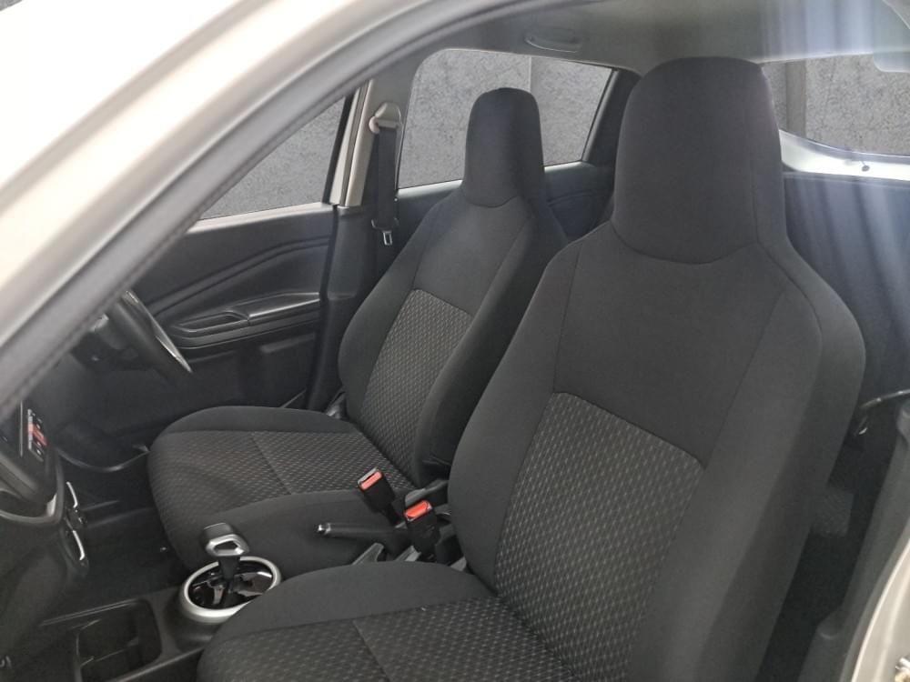 Toyota Vitz 1.0 Xr Amt