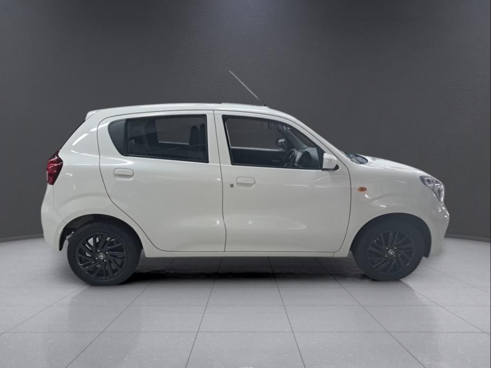 Toyota Vitz 1.0 Xr Amt