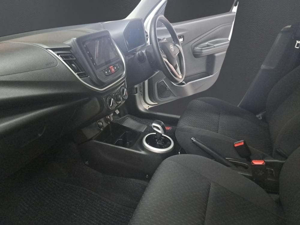 Toyota Vitz 1.0 Xr Amt