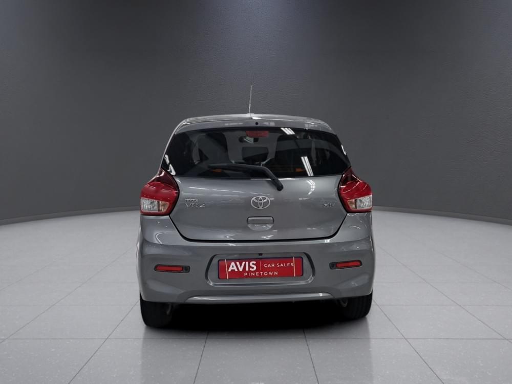 Toyota Vitz 1.0 Xr Mt