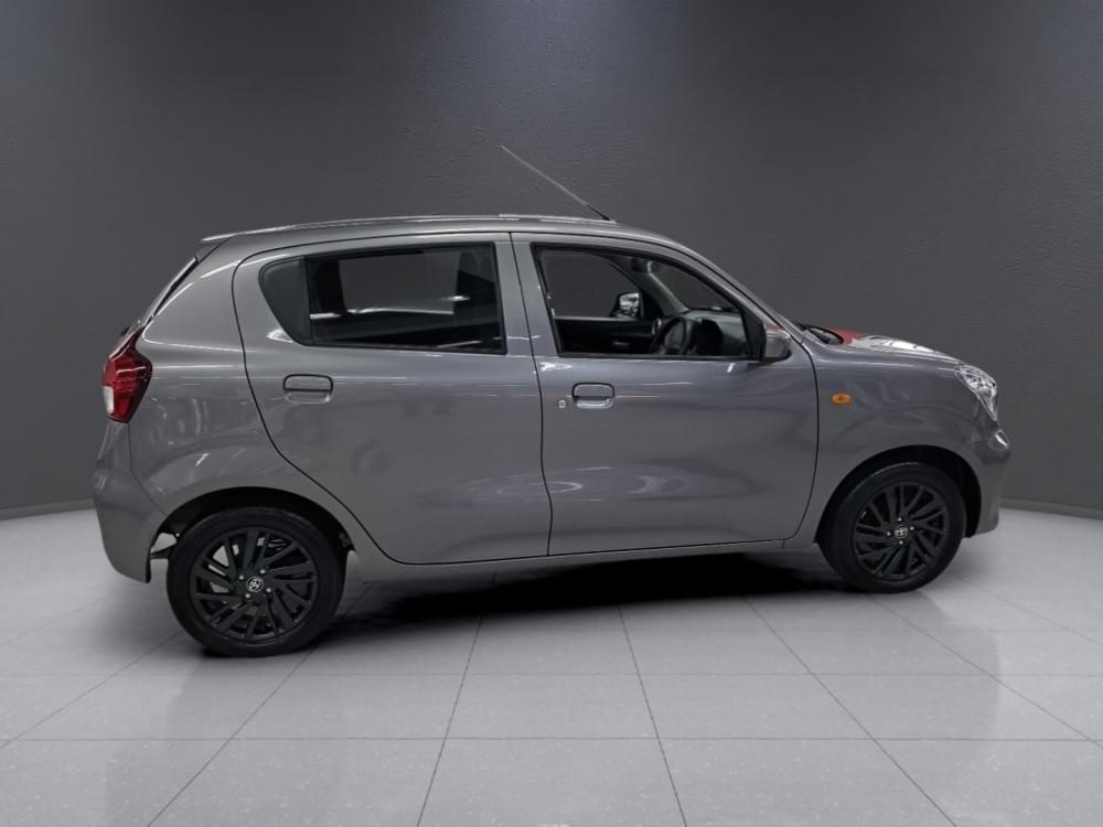 Toyota Vitz 1.0 Xr