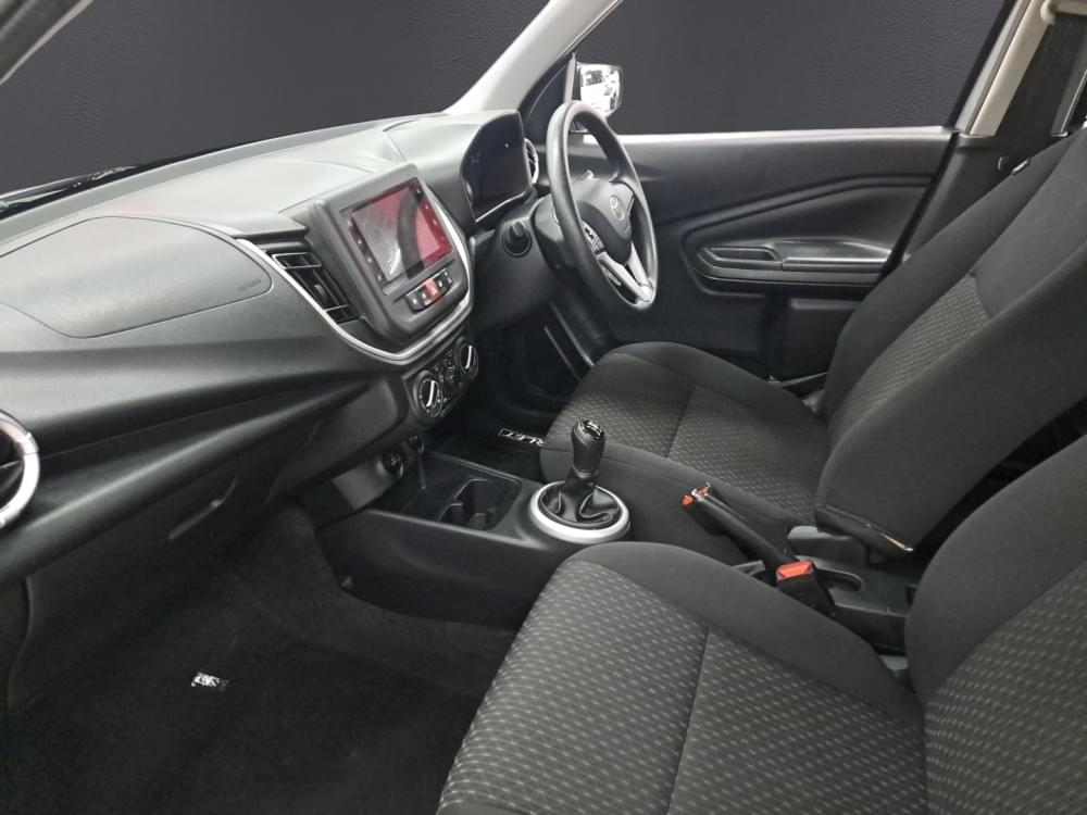 Toyota Vitz 1.0 Xr