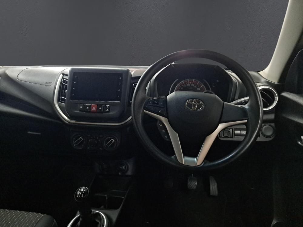 Toyota Vitz 1.0 Xr Mt