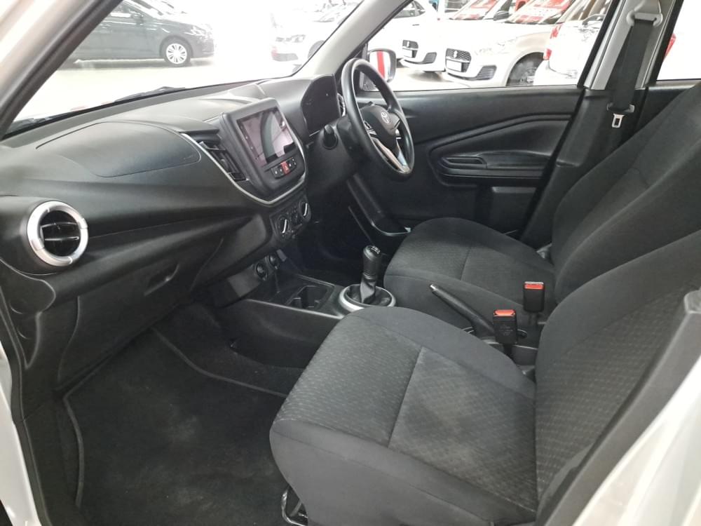 Toyota Vitz 1.0 Xr Mt