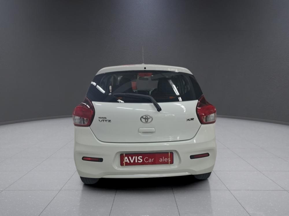 Toyota Vitz 1.0 Xr Amt