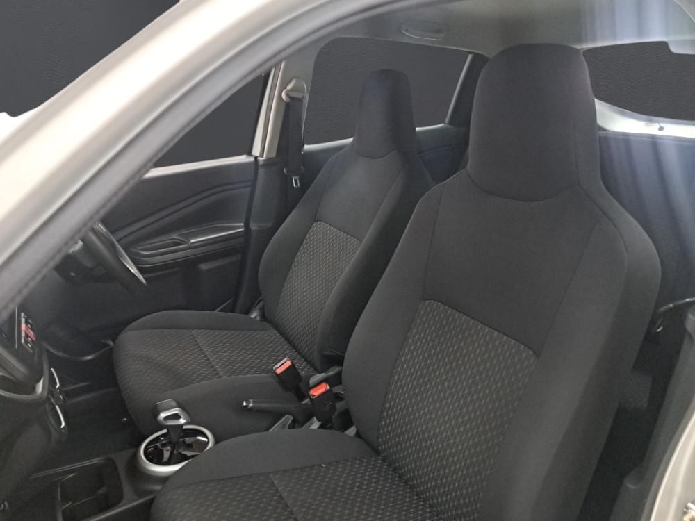 Toyota Vitz 1.0 Xr Amt