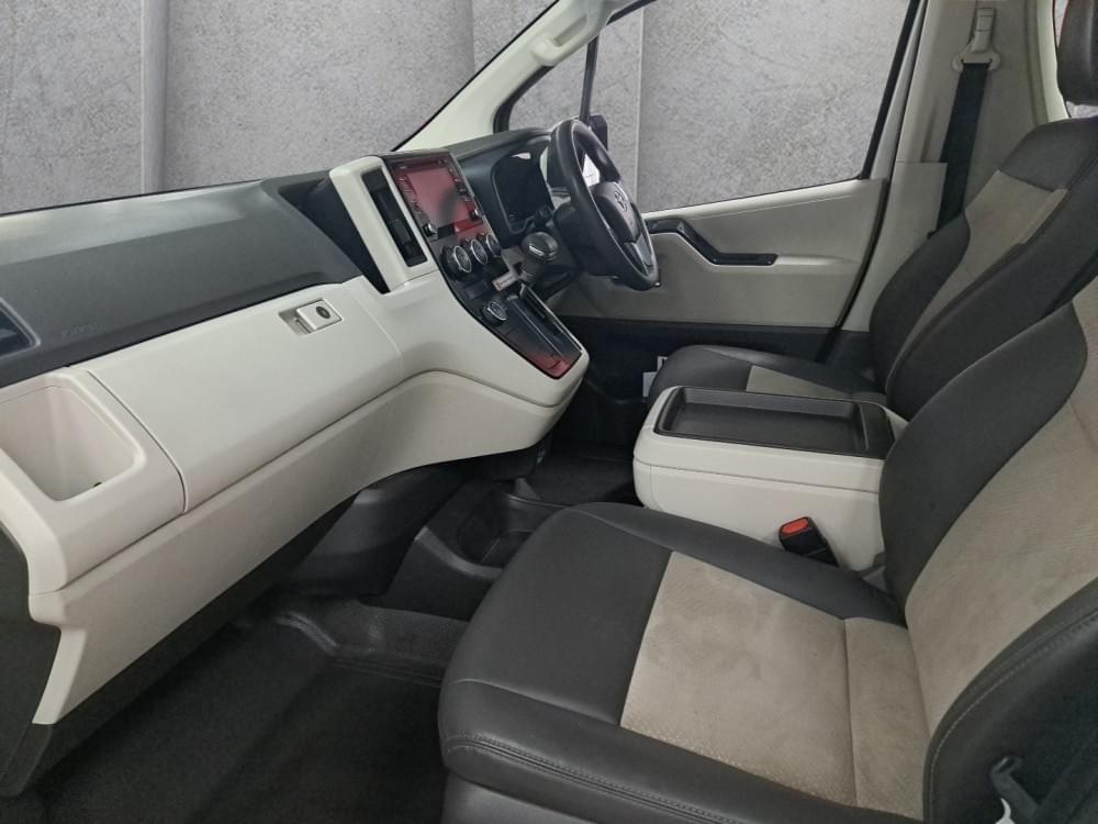 Toyota Quantum 2.8 Gl 14-Seater Slwb At