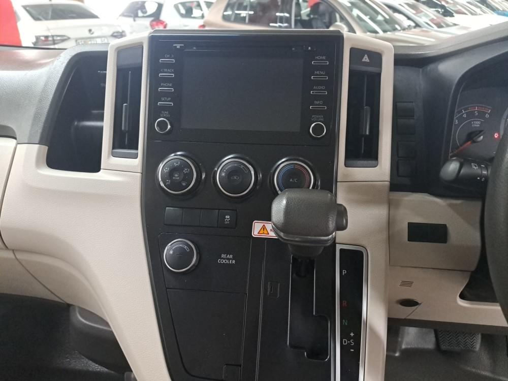 Toyota Quantum 2.8 Gl 14-Seater Slwb At