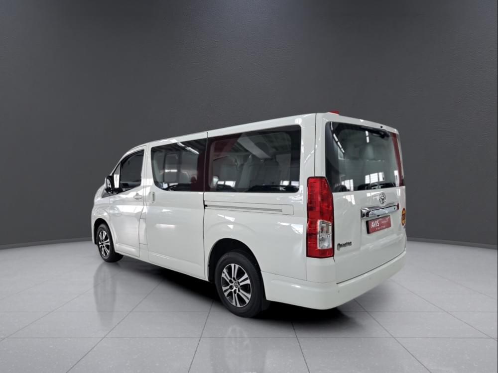 Toyota Quantum 2.8 Gl 11-Seater Lwb