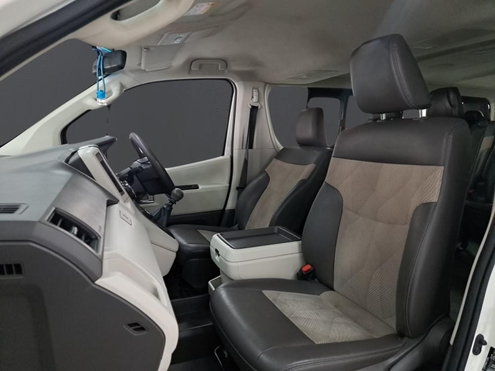 Toyota Quantum 2.8 Gl 11-Seater Lwb