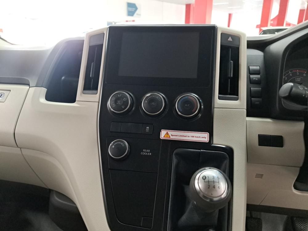 Toyota Quantum 2.8 Gl 11-Seater Lwb