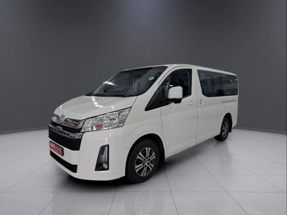 Toyota N/A 2.8 Gl 11-Seater Lwb