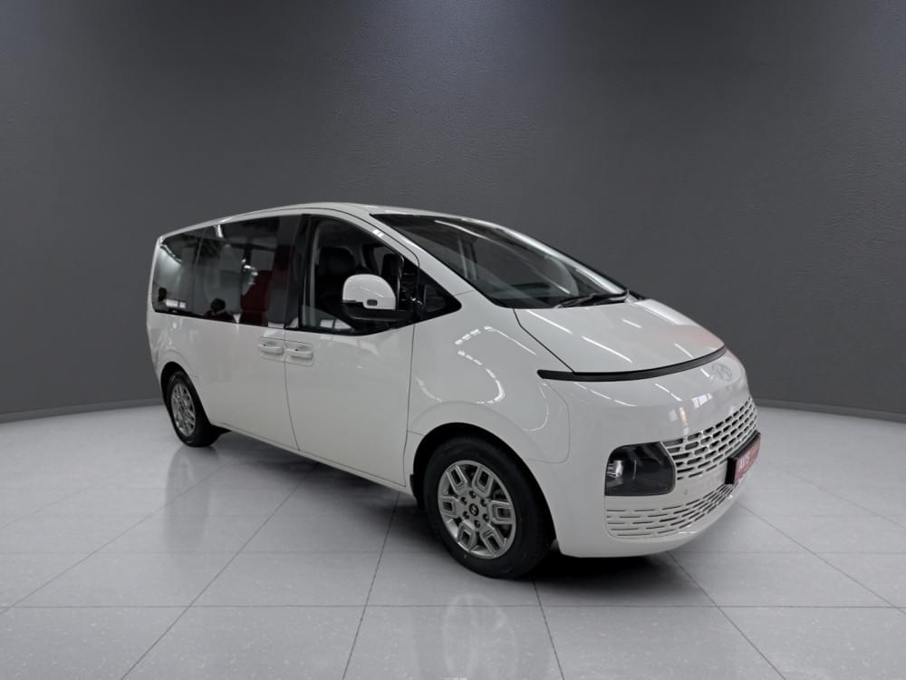 Hyundai Staria 2.2D Executive 9 Seater At