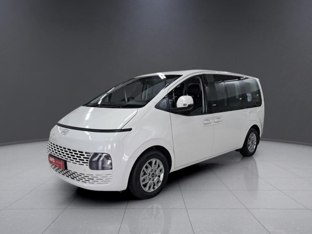 Hyundai Staria 2.2D Executive 9 Seater At