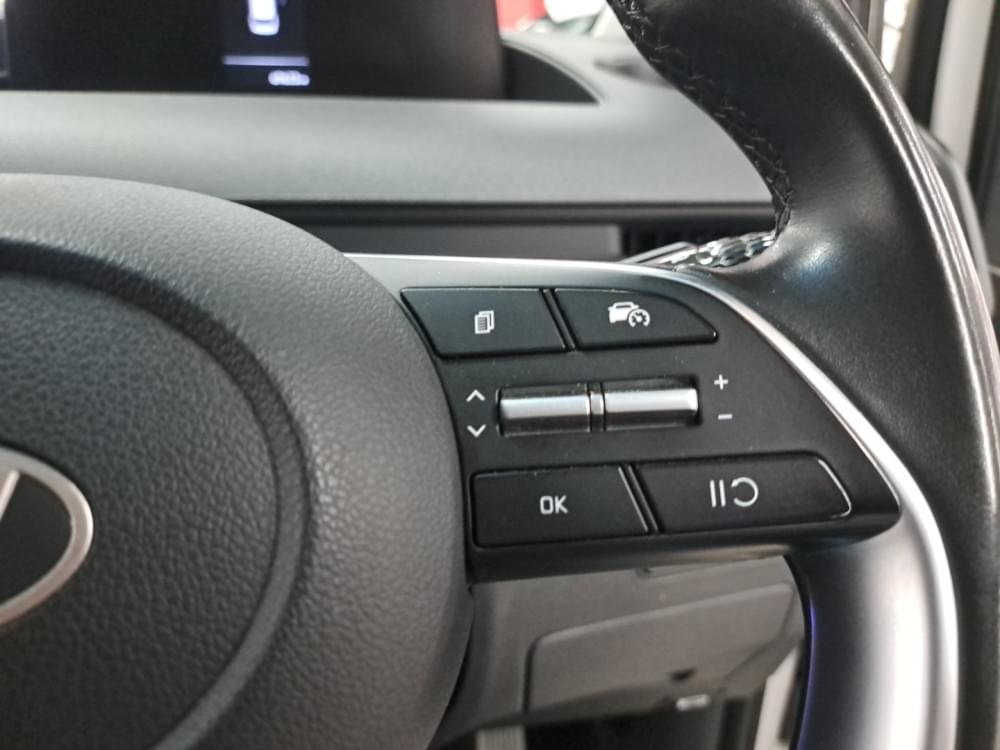 Hyundai Staria 2.2D Executive 9 Seater At