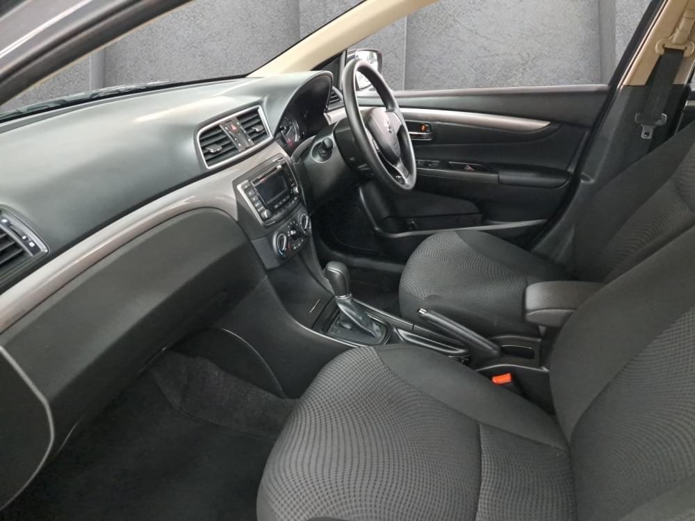 Suzuki Ciaz 1.5 Gl At