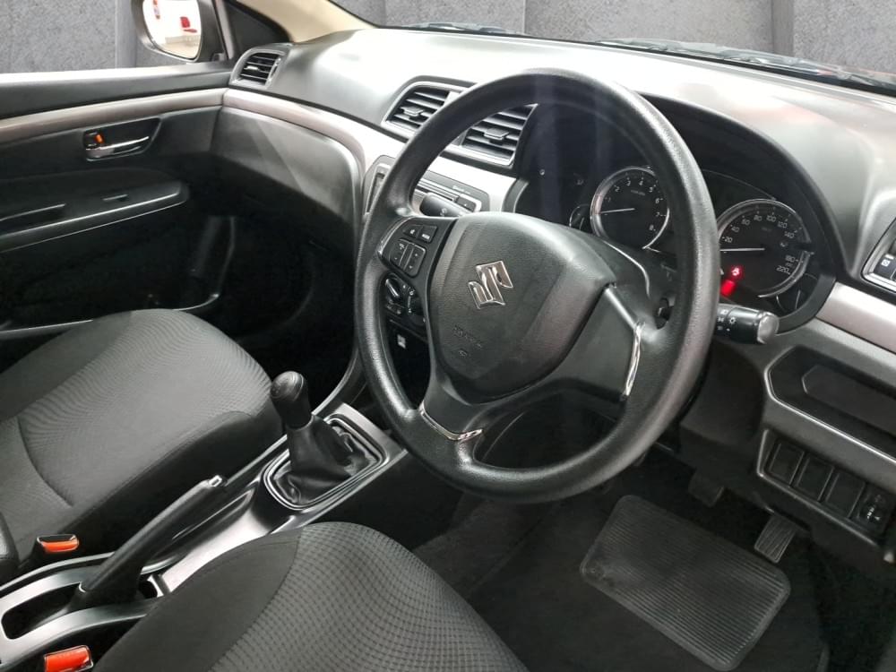 Suzuki Ciaz 1.5 Gl