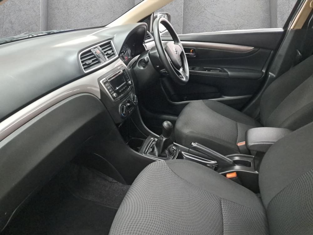 Suzuki Ciaz 1.5 Gl