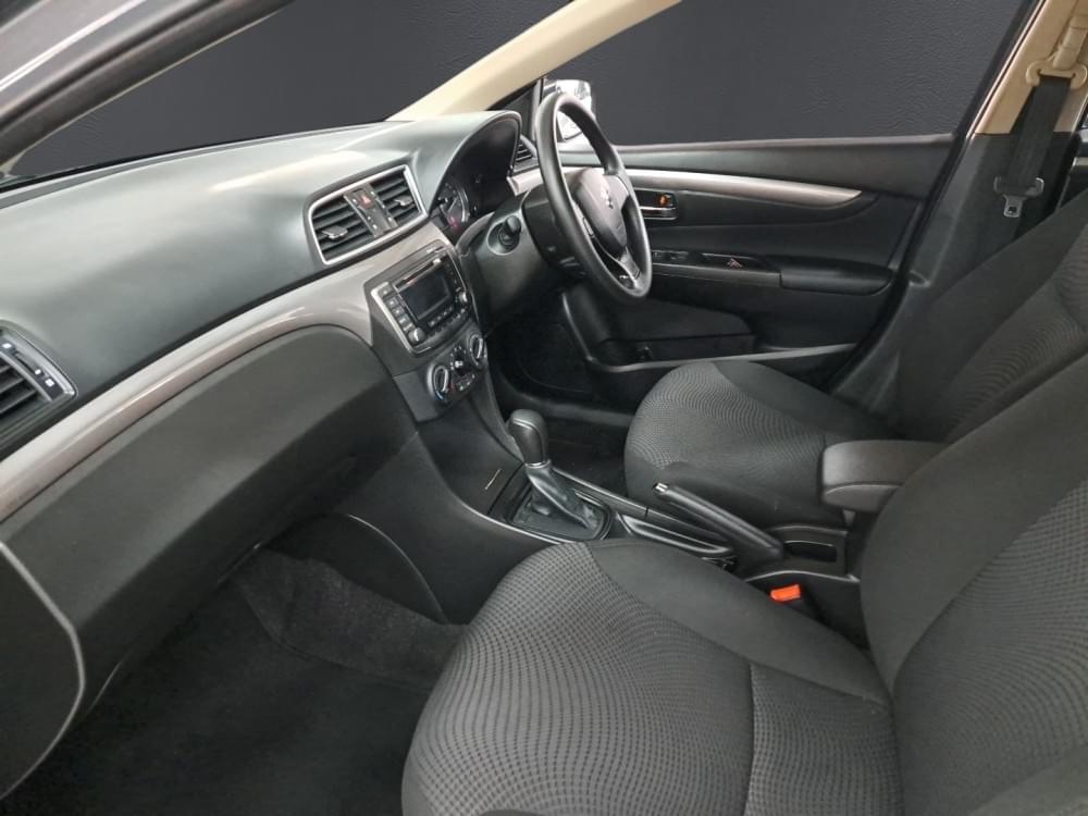 Suzuki Ciaz 1.5 Gl At