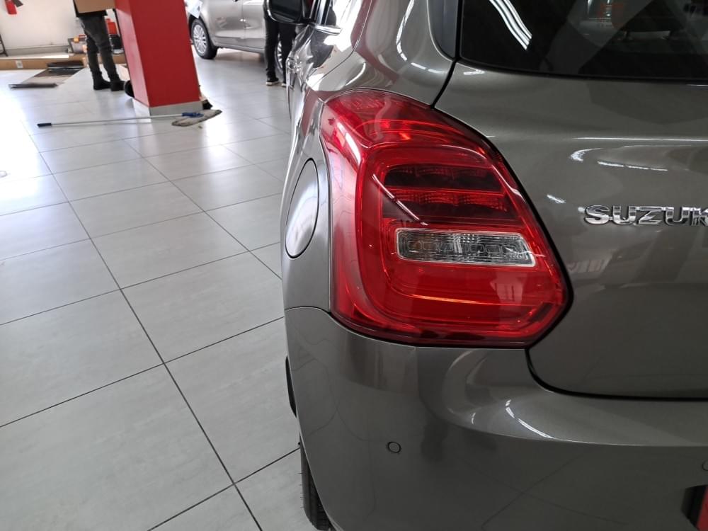 Suzuki Swift 1.2I Gl Amt