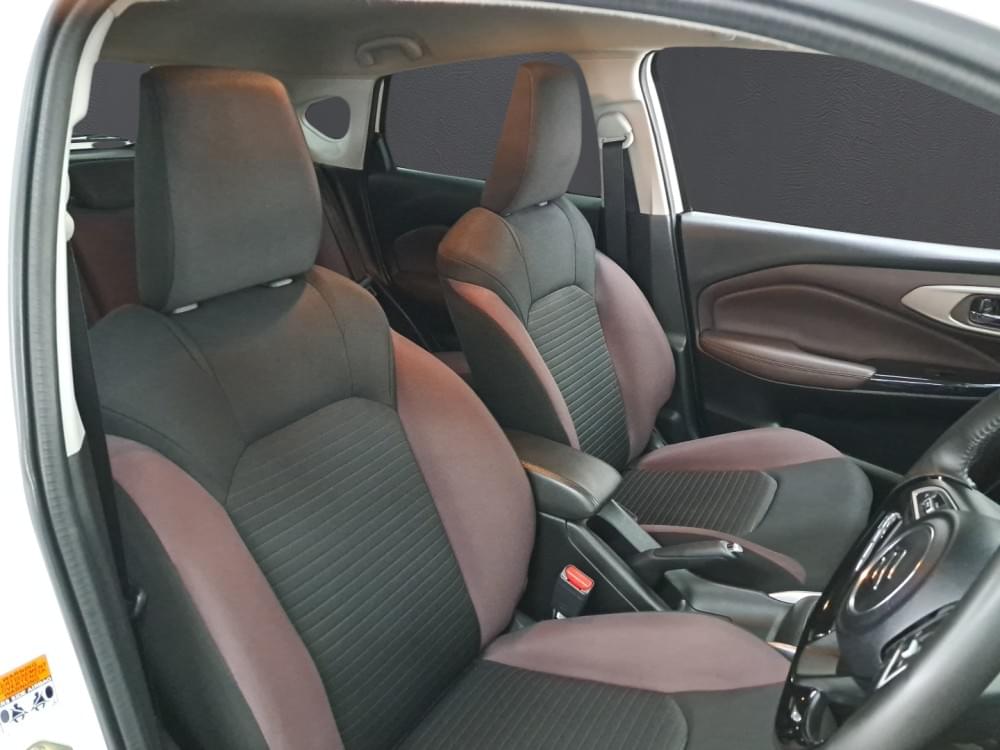 Suzuki N/A 1.5 Glx At