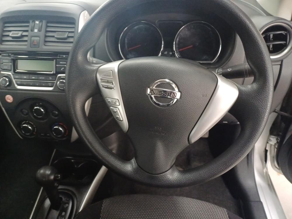 Nissan Almera 1.5 Acenta At